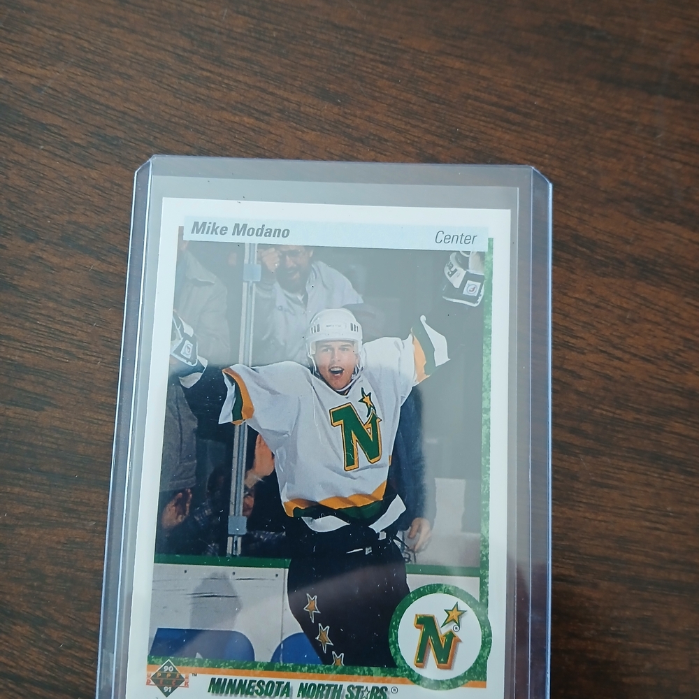 Upper Deck Minnesota North Stars Mike Modano Rookie Card💥💥💯